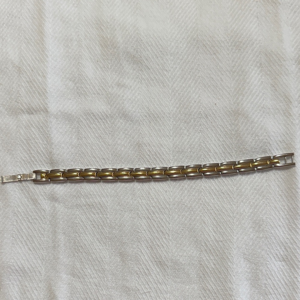 Chic Two-Tone Women's Bracelet